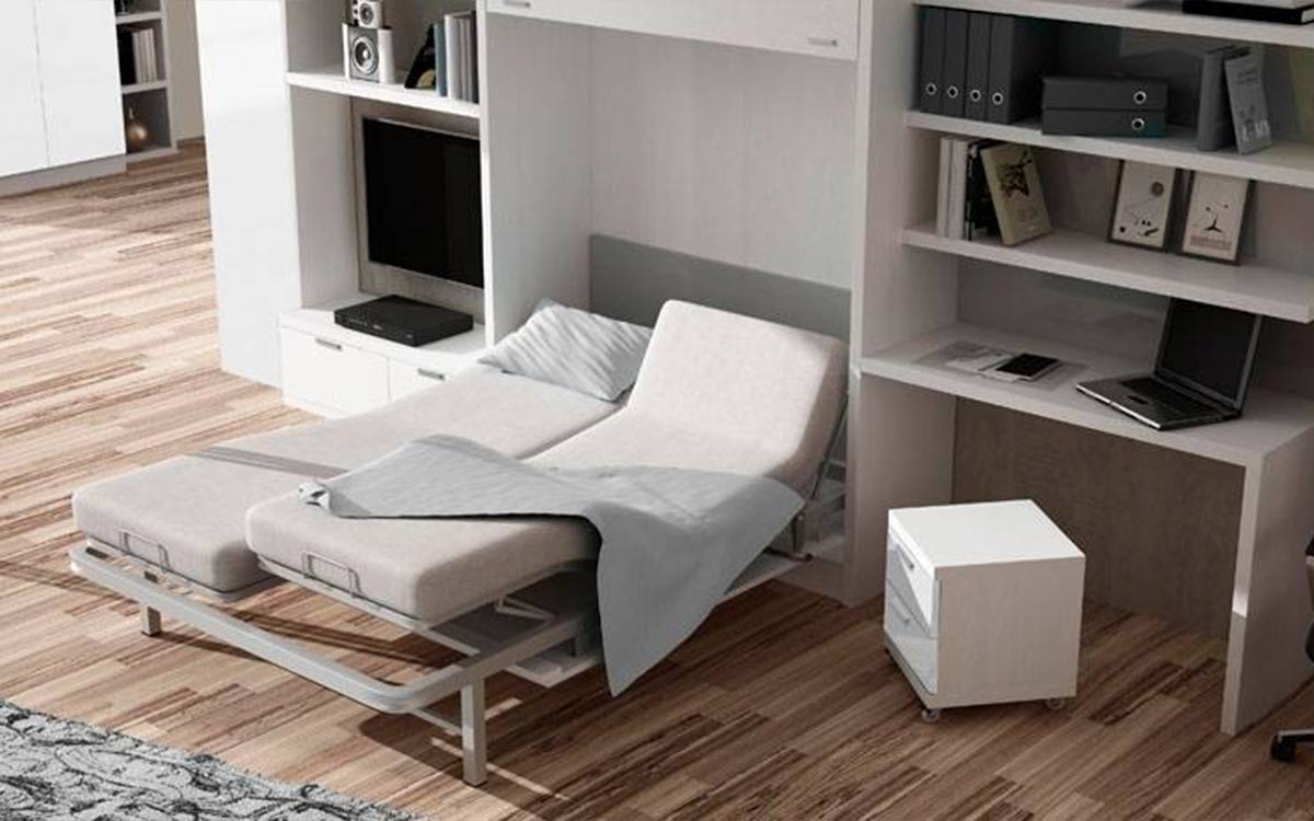 Mueble cama abatible de matrimonio ideal para salones modernos.