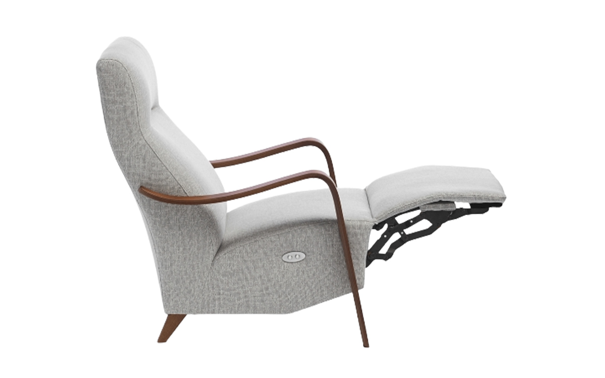 sillón relax estilo nórdico con reposapiés eléctrico y patas de madera elegante