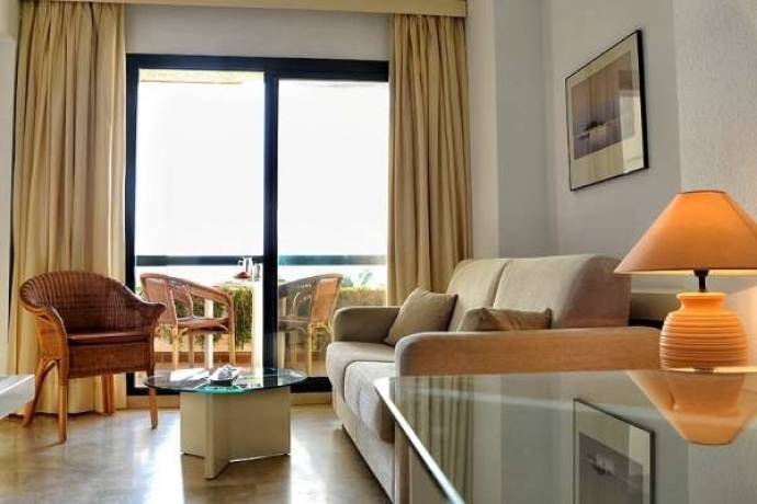 Muebles convertibles para hoteles: sofás cama
