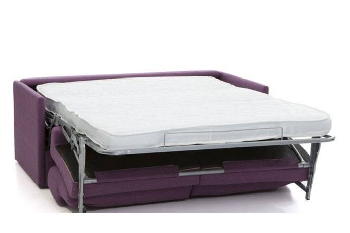 Cómo duplicar el uso del salón con un sofá cama