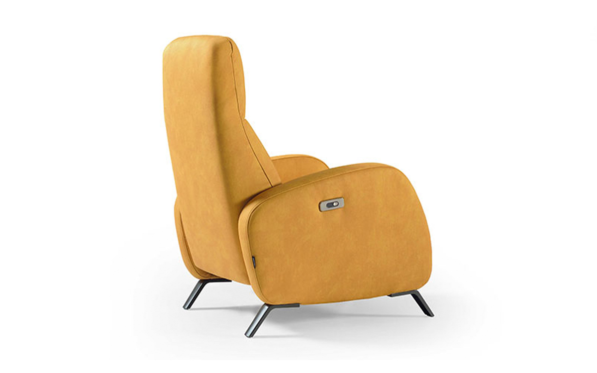 sillón relax con doble reposapiernas y asiento continuo confortable
