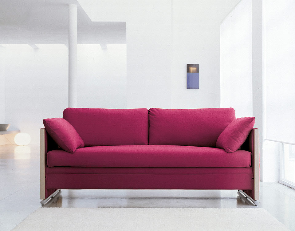 Cómodo sofá cama litera, diseño elegante y funcional con escaleras integradas.