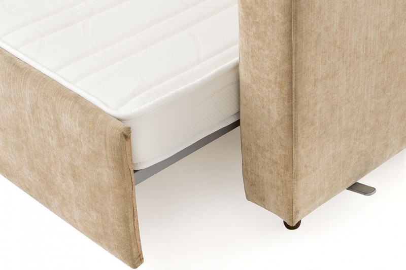 sofá cama con pedal